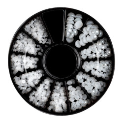 Doosje met nageljuwelen 02