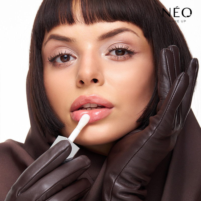 Intense Serum Lip Oil - Chocolate: 01 Coffee Chocolate Intense Serum Lip Oil - Chocolate: 01 Coffee Chocolate