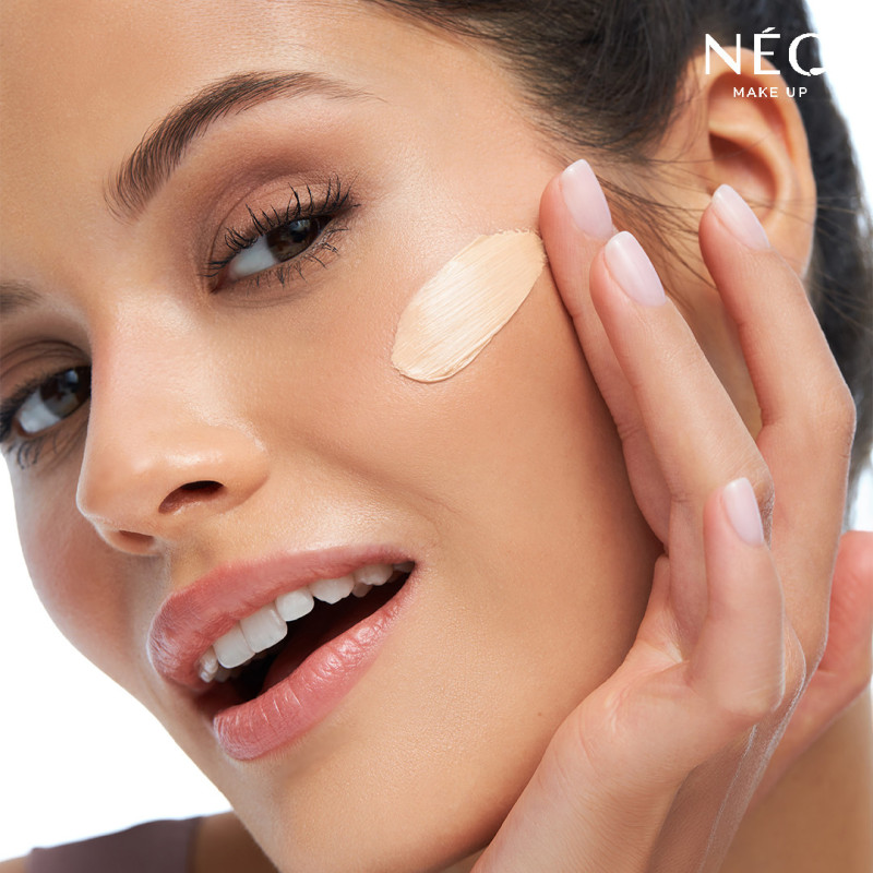 Intense Serum Sheer Foundation: 05 GOLD Intense Serum Sheer Foundation: 05 GOLD