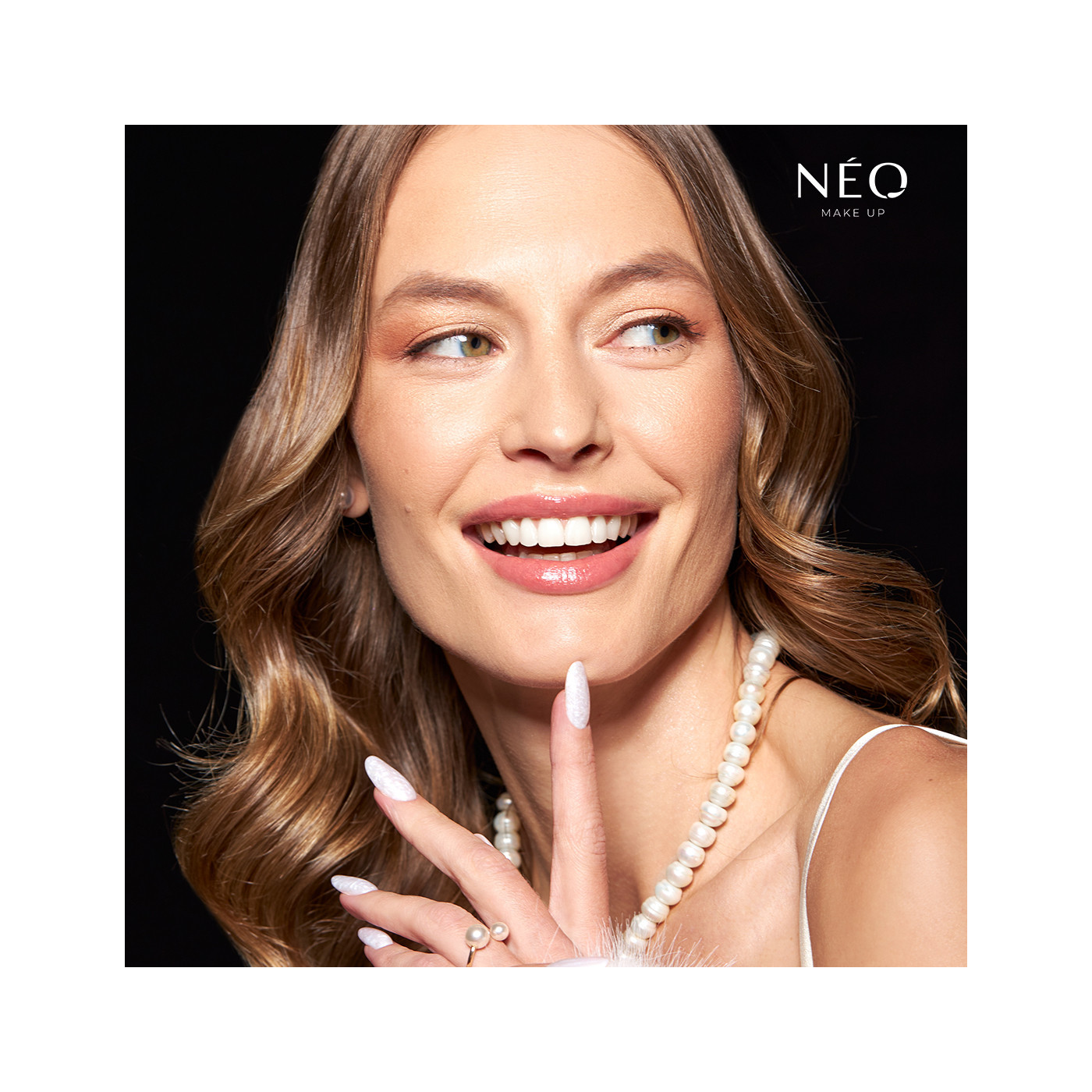 Intense Serum Highlighter Palette – Shine Is Mine Intense Serum Highlighter Palette – Shine Is Mine