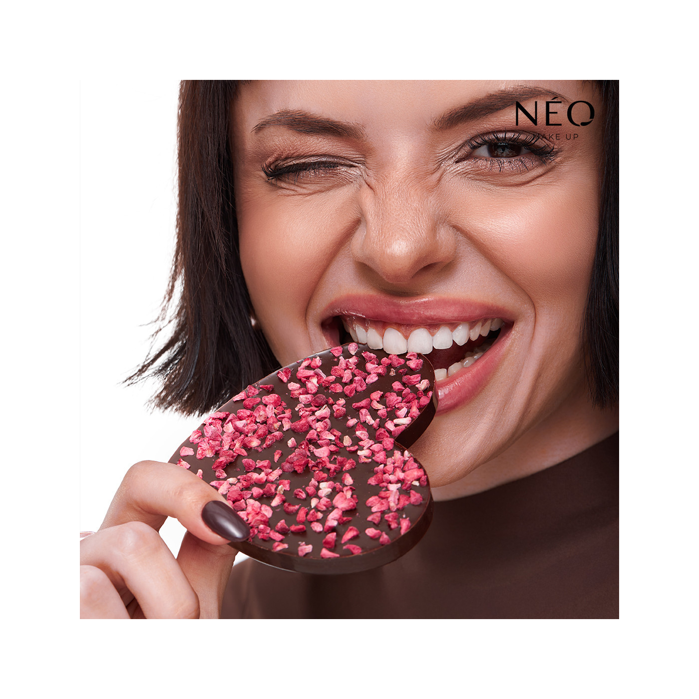 Intense Serum Lip Oil – Chocolate: 02 Strawberry Chocolate Intense Serum Lip Oil – Chocolate: 02 Strawberry Chocolate