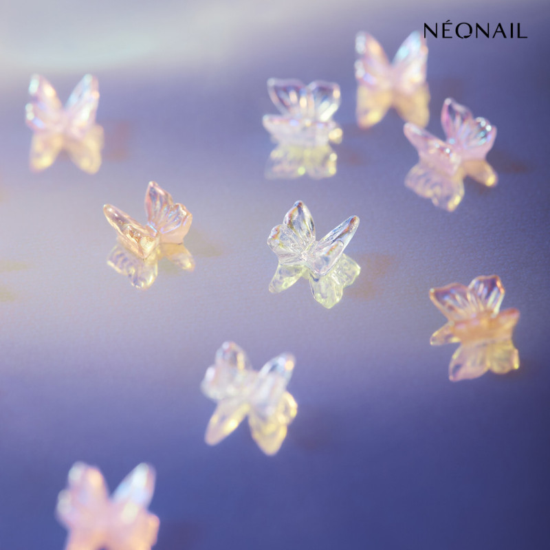 3D nail art – butterflies| 3D nail art – butterflies|