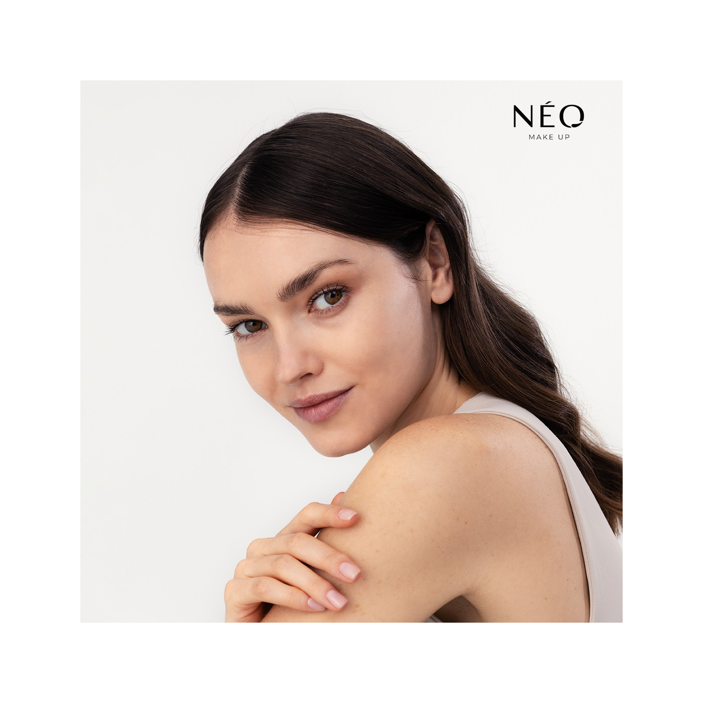 Intense Serum Blurring Beauty Balm: 00 TRANSPARENT