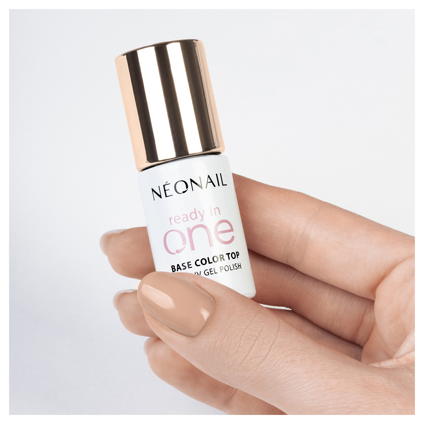 Gellak 7,2 ml - READY IN ONE - One Sand Taupe 05 Gellak 7,2 ml - READY IN ONE - One Sand Taupe 05