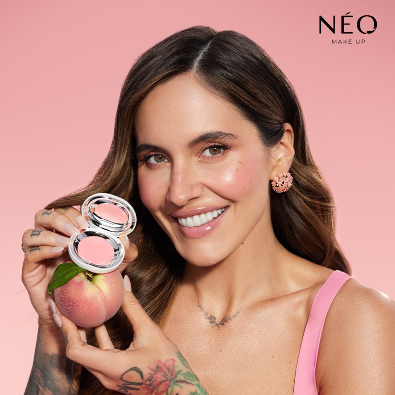 Intense Serum Lip & Cheek Balm – Light Pink Intense Serum Lip & Cheek Balm – Light Pink