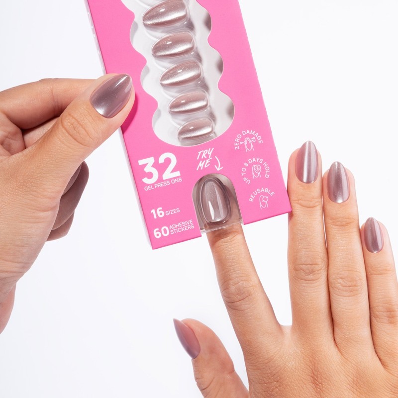 Flex Gel Press Ons 32 pc – Blush Cateye Medium Almond | NEONAIL Flex Gel Press Ons 32 pc – Blush Cateye Medium Almond | NEONAIL