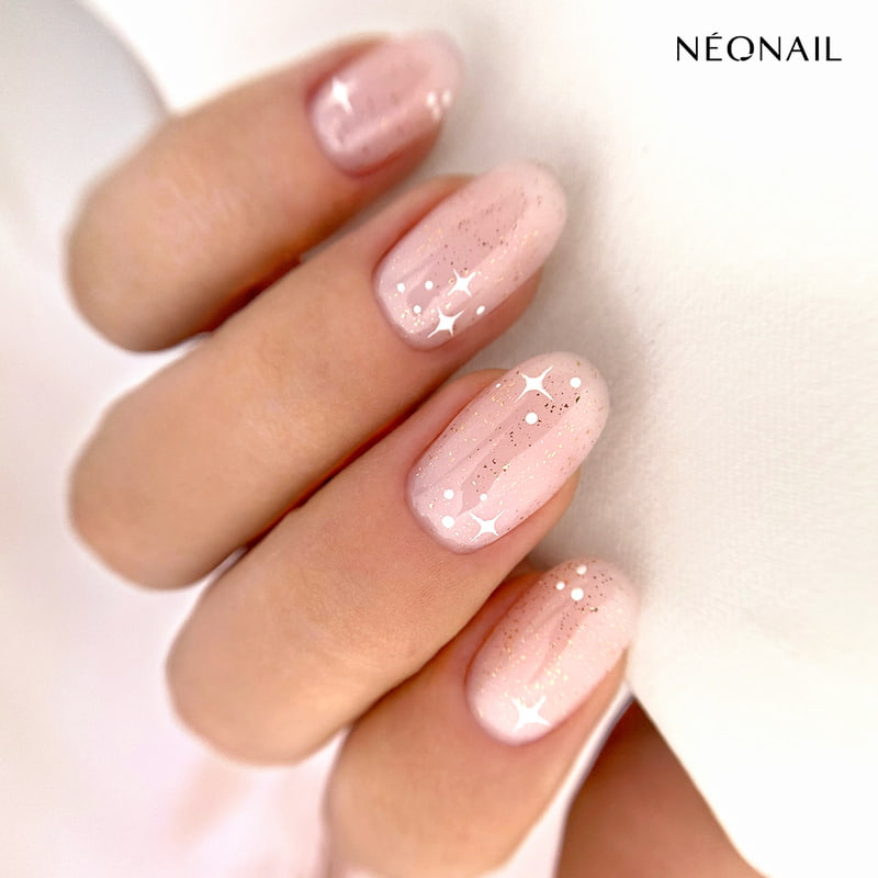 Delicate look with white stars and rose-gold flakes